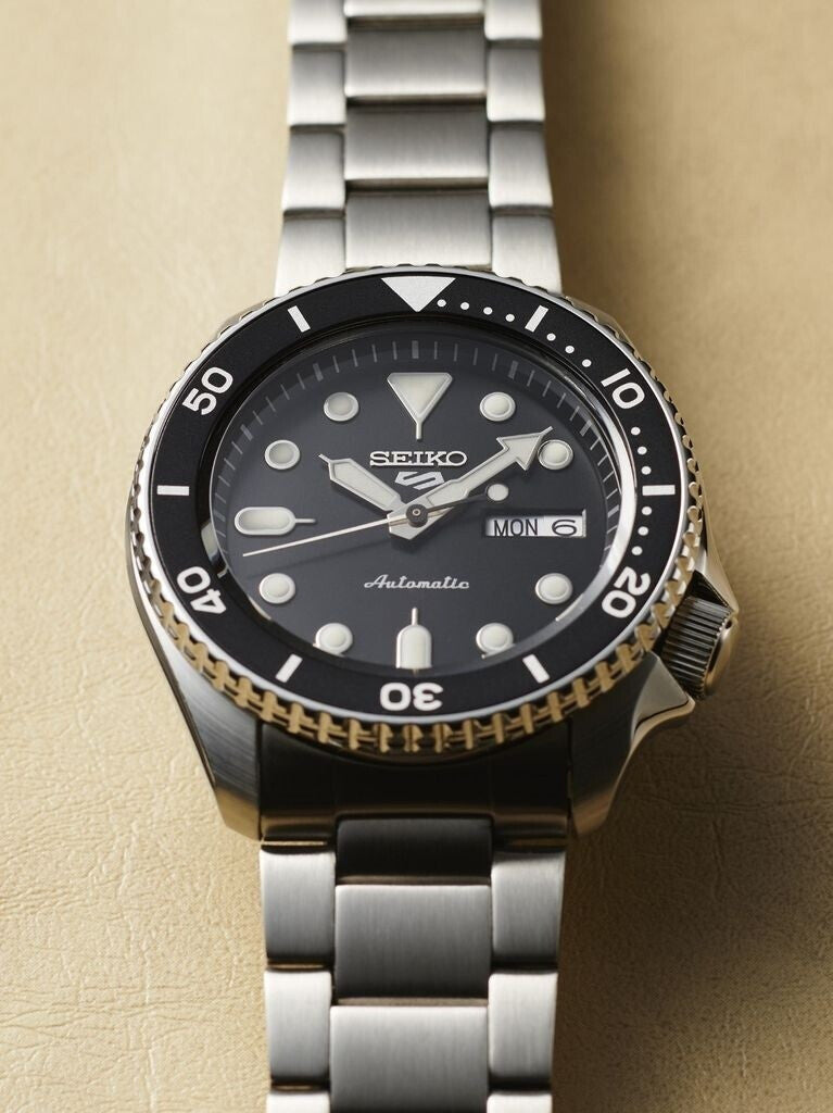 SEIKO SPORT 5 SRPD55K1 "BLACK SAMURAI"