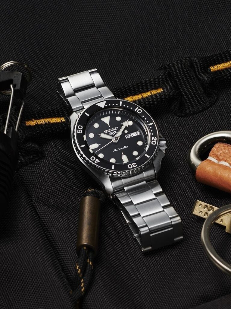 SEIKO SPORT 5 SRPD55K1 "BLACK SAMURAI"